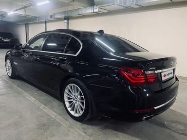 BMW 7-Series, 2013