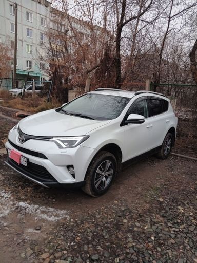 Toyota RAV4, 2018