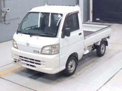 Toyota Pixis Truck S211U, 2013