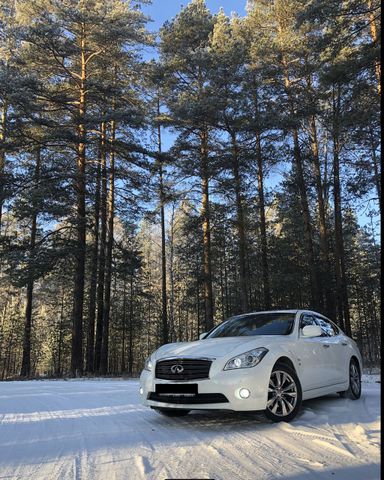 Infiniti Q70, 2014