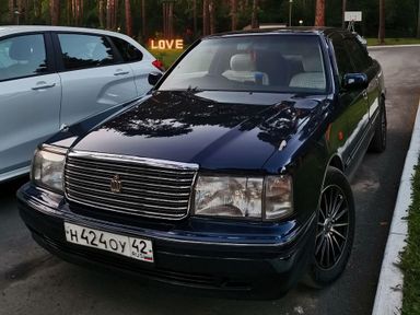 Toyota Crown, 2000