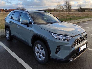 Toyota RAV4, 2024