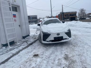 Lexus RZ450e, 2023
