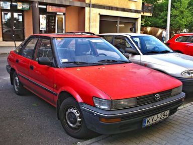 Toyota Corolla, 1989