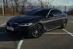   BMW 5-Series, 2021  