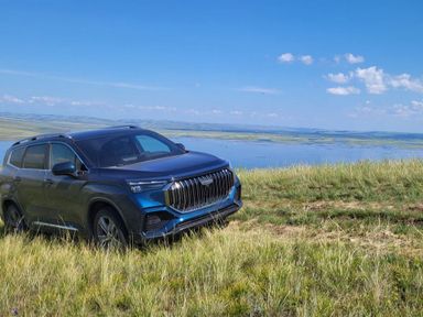 Geely Okavango, 2024