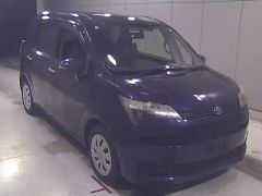 Toyota Spade NCP141, 2012