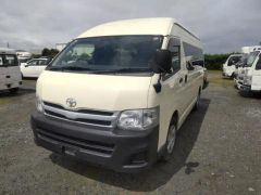 Toyota Hiace TRH223B, 2012