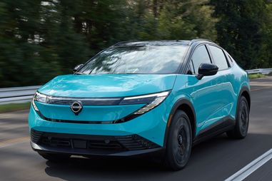 Nissan Leaf  :  ,  
