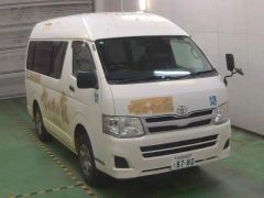 Toyota Hiace KDH206K, 2010