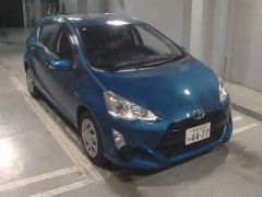 Toyota Aqua NHP10, 2015