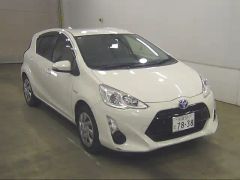 Toyota Aqua NHP10, 2015