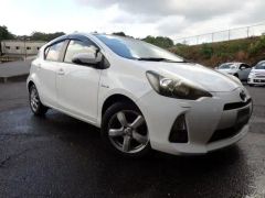Toyota Aqua NHP10, 2012