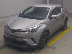 Toyota C-HR ZYX10, 2019
