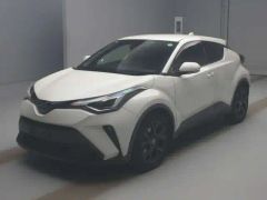 Toyota C-HR ZYX11, 2020