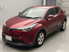 Toyota C-HR NGX10, 2018
