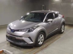 Toyota C-HR ZYX10, 2017