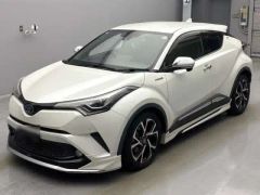 Toyota C-HR ZYX10, 2017