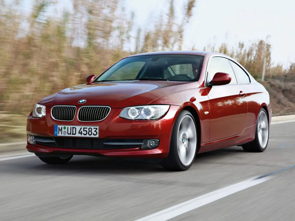 BMW 3-Series рестайлинг 2010, 2011, 2012, 2013, 2014, купе, 5 поколение,  E90 технические характеристики и комплектации