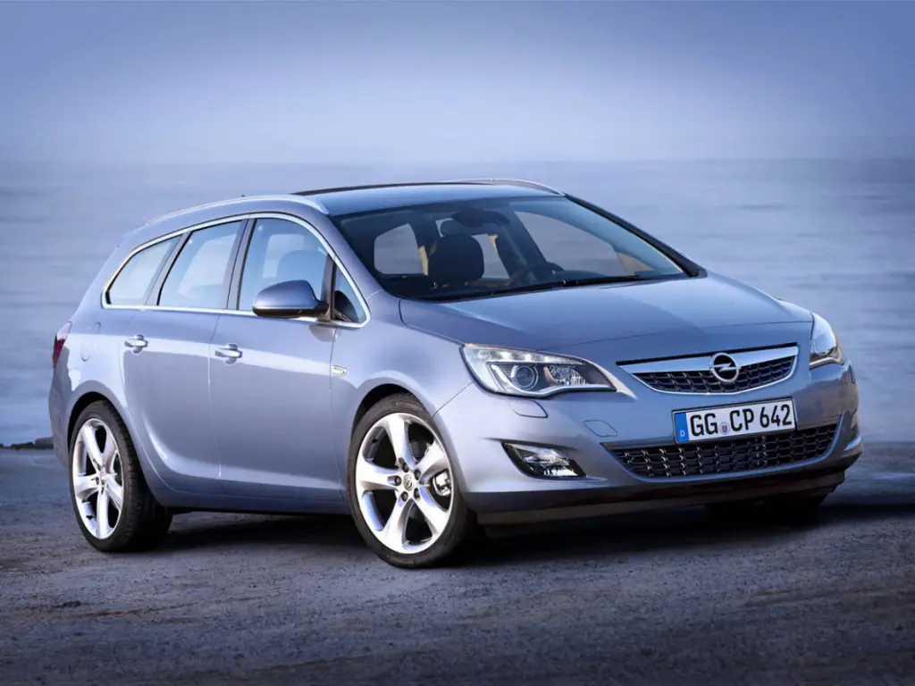 Opel Astra описание модели цены и отзывы | Официальный сайт Опель