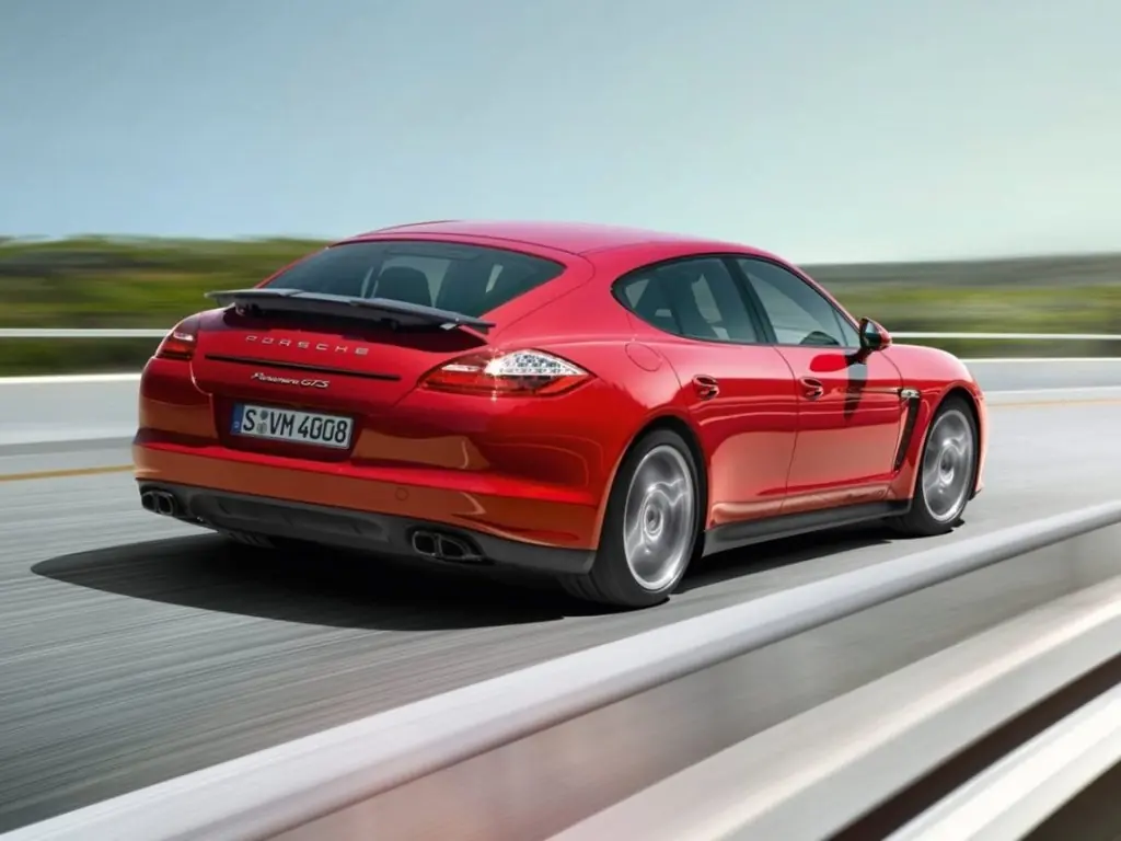 Porsche Panamera GTS 2009