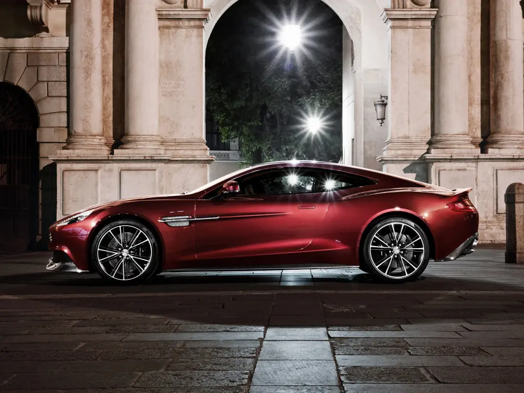Новая генерация Aston Martin Vanquish