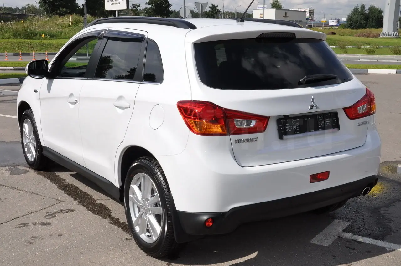 2. 2. мицубиси аутлендер гос номер 224 37. Iii рест. 2.