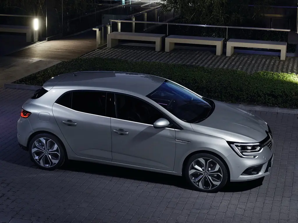 Renault Megane 2015 2016 2017 2018 2019  5  4      