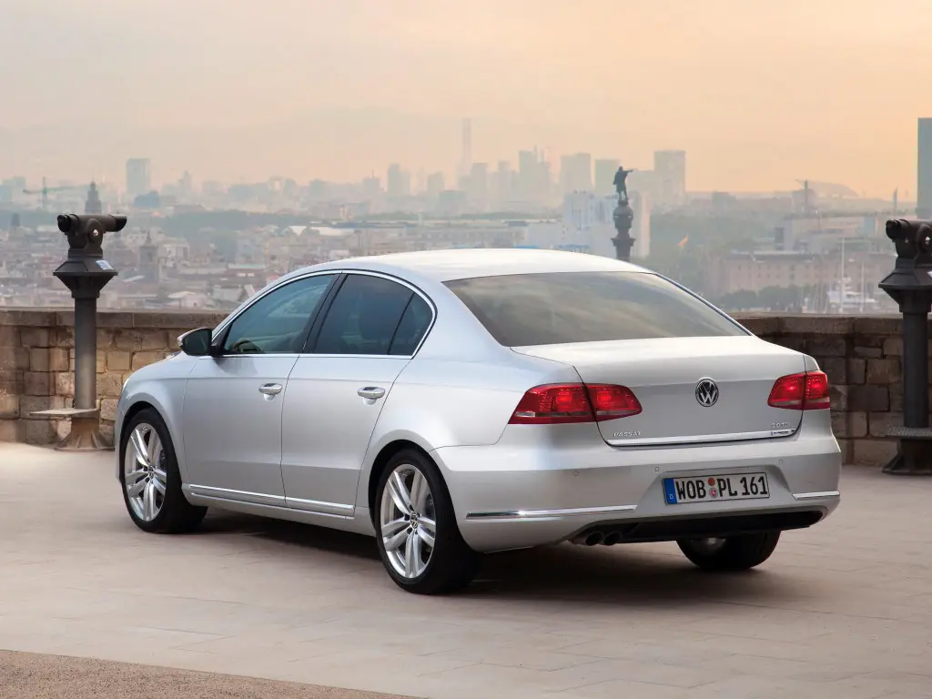 Volkswagen Passat 2010 2011 2012 2013 2014  7  B7     