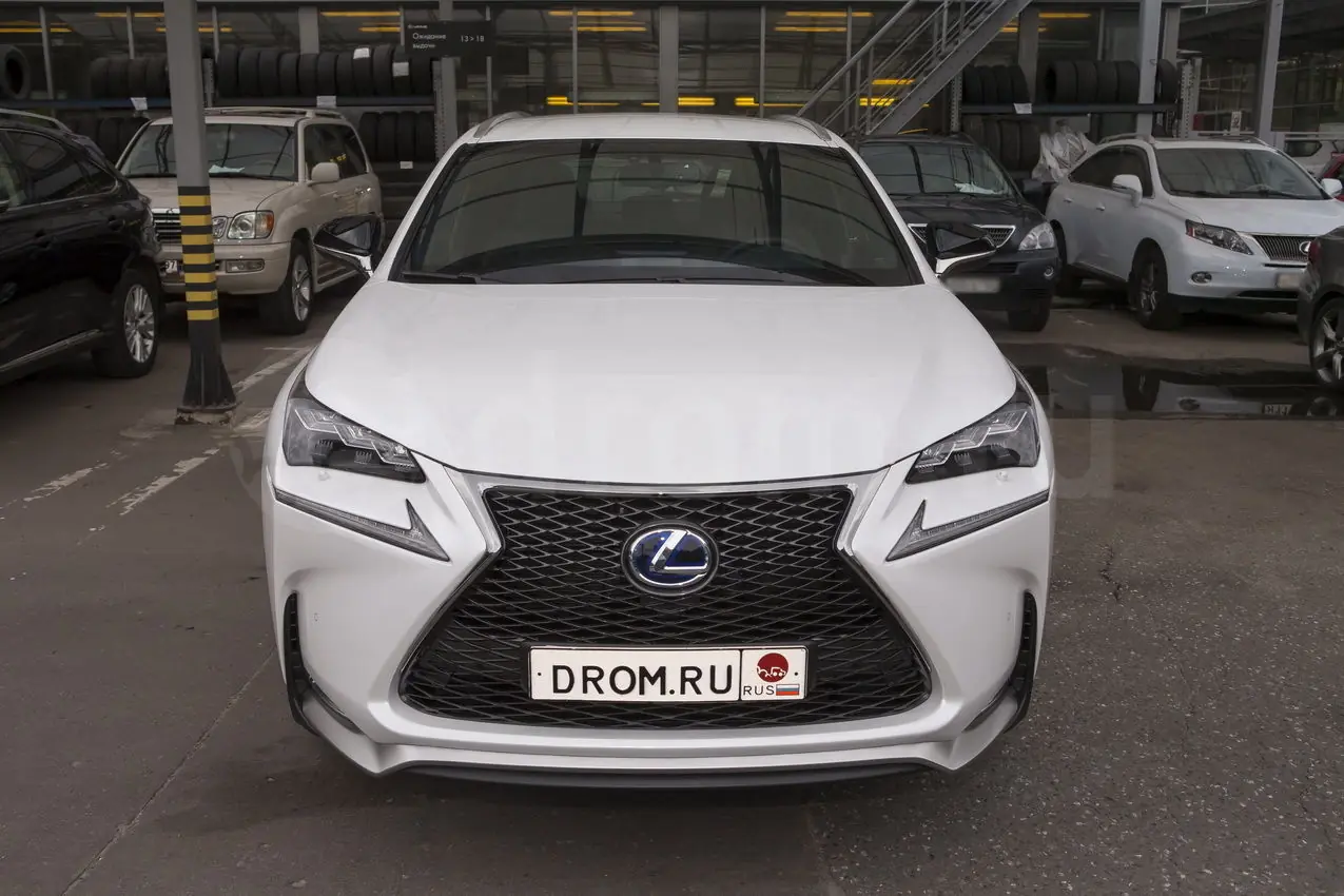 Lexus NX300h