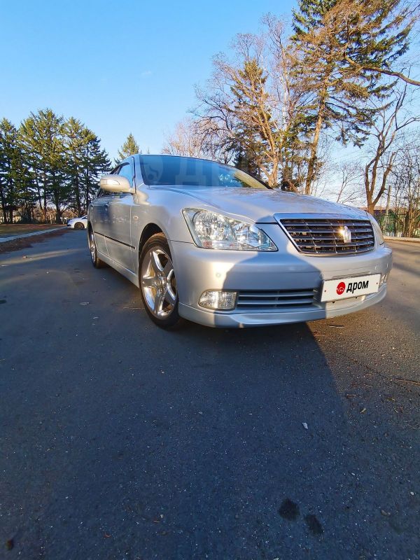 Toyota Crown 2004 3 0