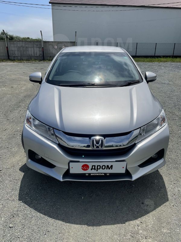 Honda Grace салон