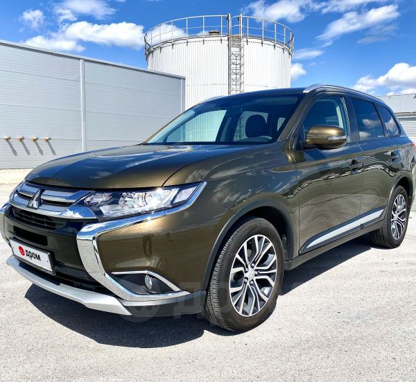 Купить Митсубиси Аутлендер 2018 Года