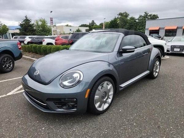 VW Beetle 2019 кабриолет