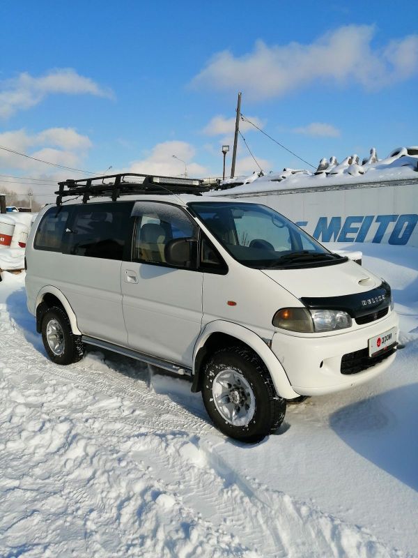 Купить Mitsubishi Delica 2000 Года