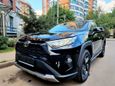 SUV или внедорожник Toyota RAV4 2022 года, 4000000 рублей, Москва