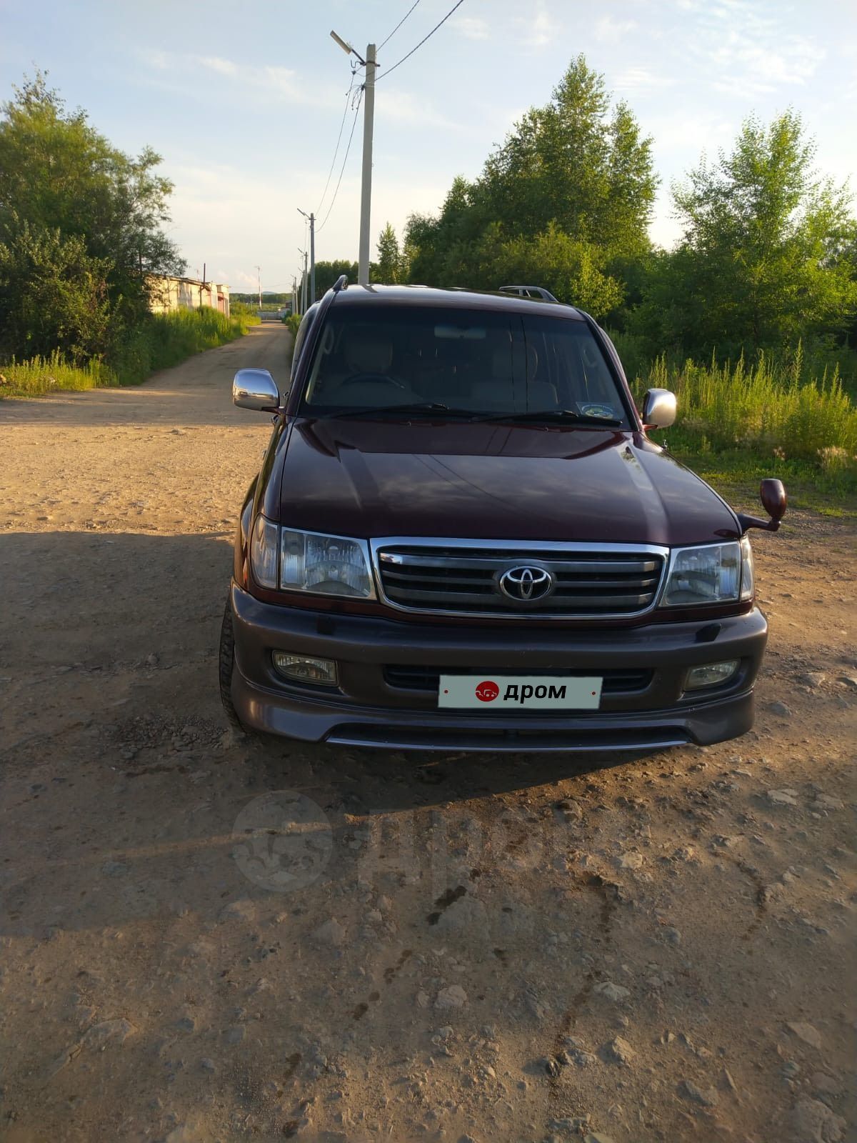 Белый 500 крузак. Лэнд крузер дром. Ленд крузер 200 2006 года. Тойота ленд крузер 205. Лэнд крузер дром.