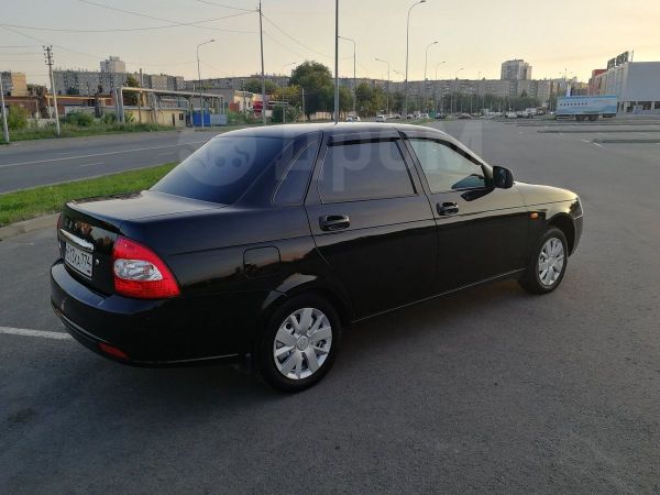 L1716 Приора седан