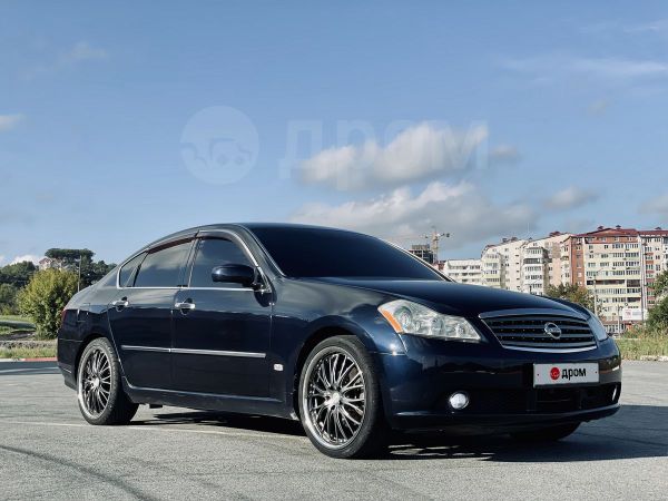 Nissan Fuga 2 5