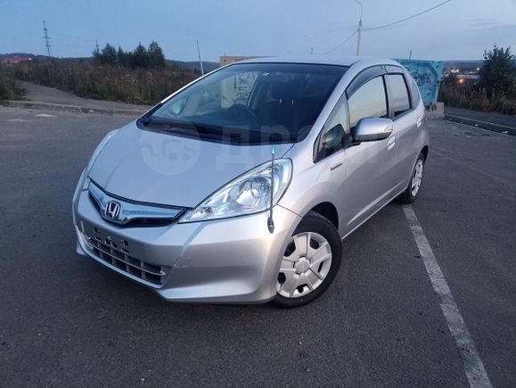 Honda Fit 2013 Hybrid