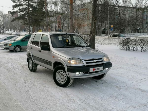 Шевроле Нива 2005 год зима