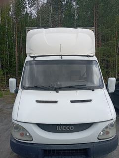 Промтоварный фургон Iveco Daily 2006 года, 700000 рублей, Екатеринбург