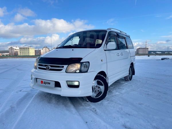 Toyota Town Ace Noah 2001