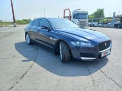 Седан Jaguar XF 2016 года, 2000000 рублей, Новосибирск