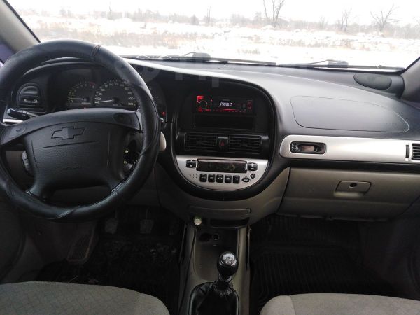 Шевроле Rezzo 1 6 2006 бежевый
