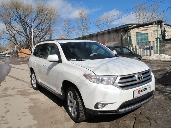 Toyota Highlander 2011 Р±РµР»С‹Р№