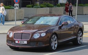 Купе Bentley Continental GT 2011 года, 3000000 рублей, Москва