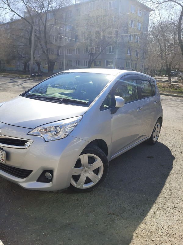 Toyota Ractis 2014