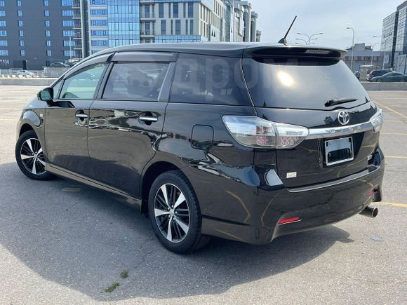 Toyota Wish 2015