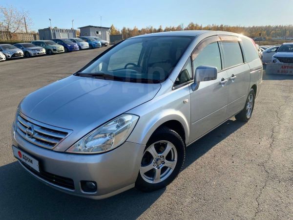 2003 Nissan Effis